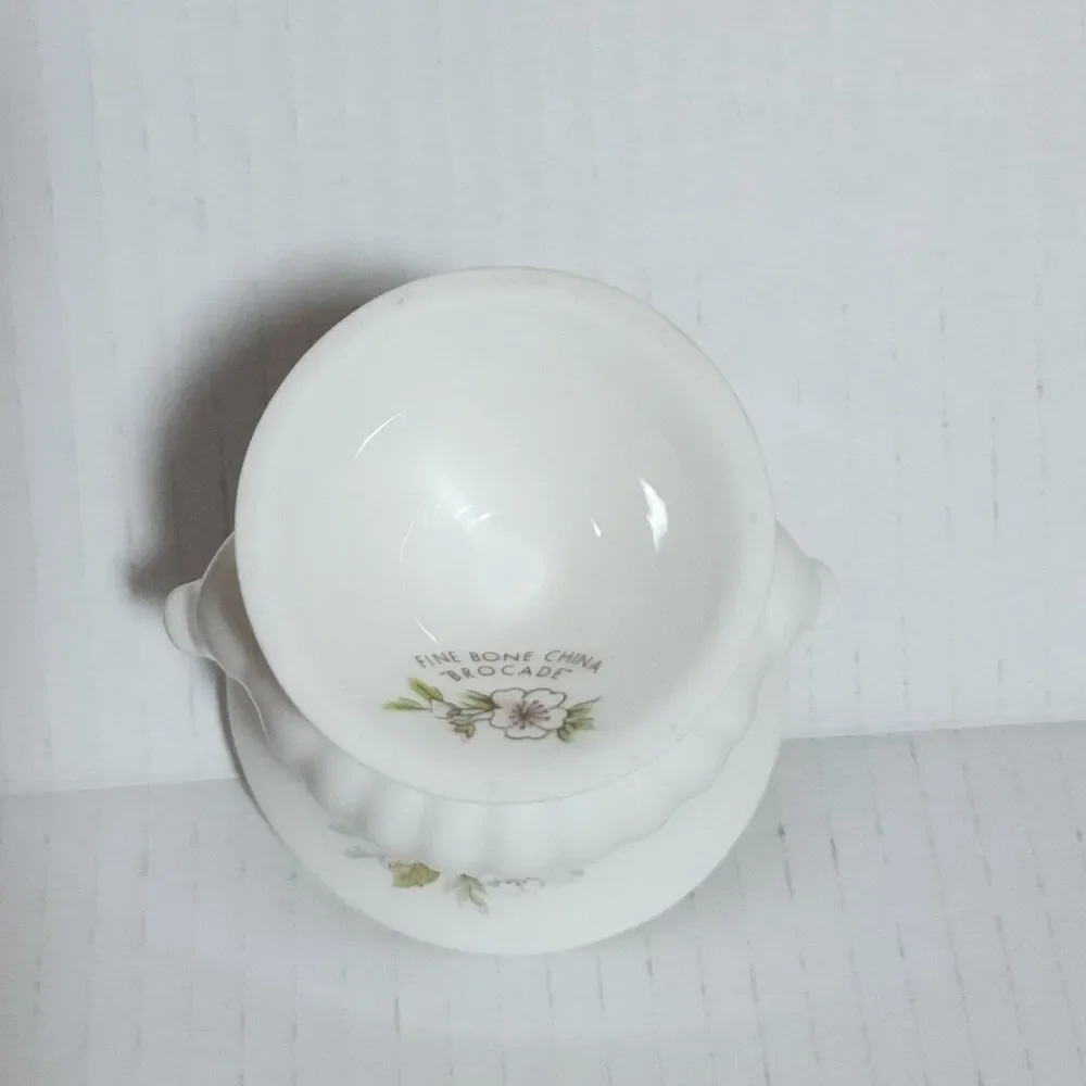 Brocade Fine Bone China Floral Bud Vase White Pink Green Gold 4